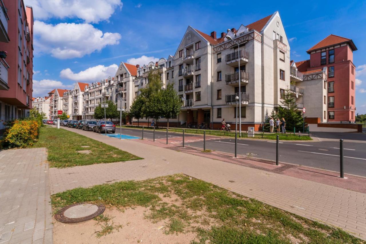 Sleepway Apartments- Szyperska Poznan Ngoại thất bức ảnh
